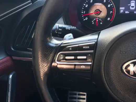 2021 KIA STINGER