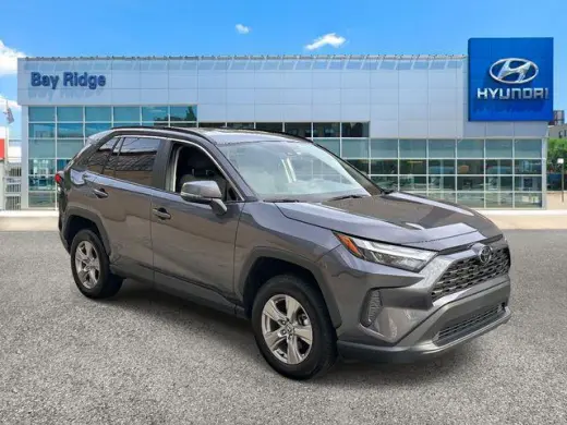Toyota RAV4 2025 AWD XLE 4dr SUV