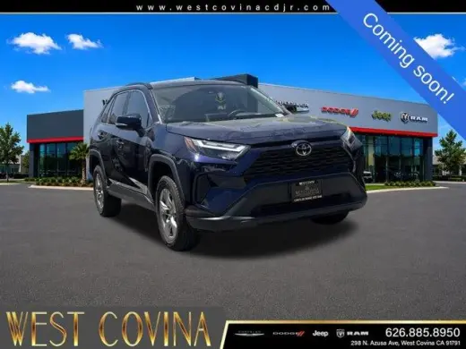 Toyota RAV4 2024 XLE 4dr SUV