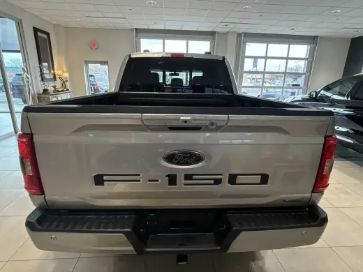 Ford F-150 2022 4x4 XL 4dr SuperCrew 5.5 ft. SB