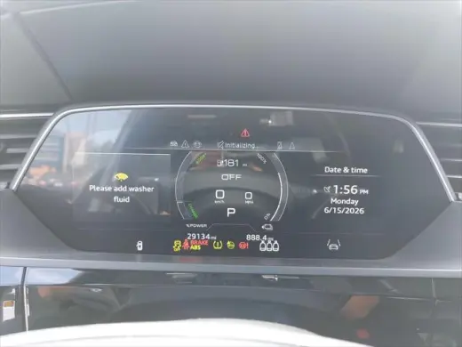 Audi Q8 e-tron 2024 AWD quattro Premium 4dr SUV
