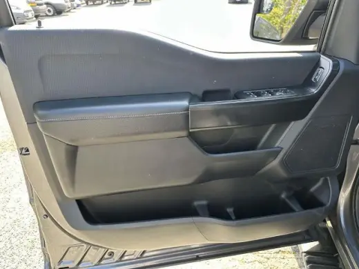 Ford F-150 2023 4x4 XL 4dr SuperCrew 5.5 ft. SB