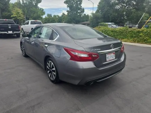 Nissan Altima 2018 2.5 SV 4dr Sedan