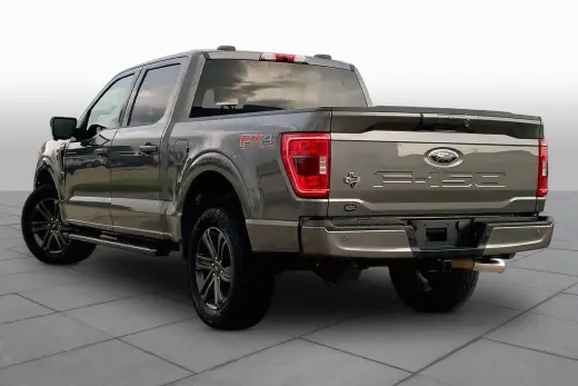 Ford F-150 2022 4x4 XL 4dr SuperCrew 5.5 ft. SB