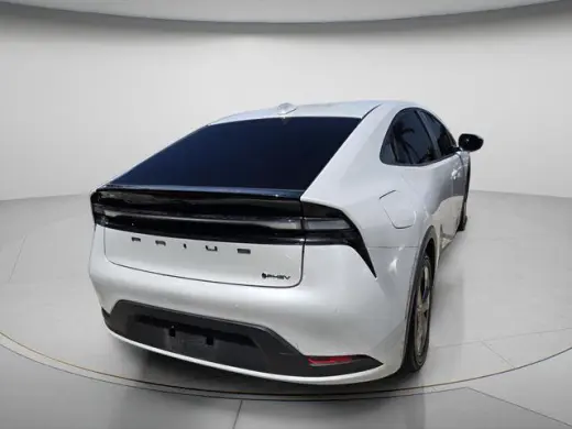 Toyota Prius Plug-in Hybrid 2025 SE 4dr Hatchback