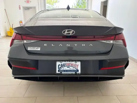Hyundai ELANTRA 2024 SEL 4dr Sedan