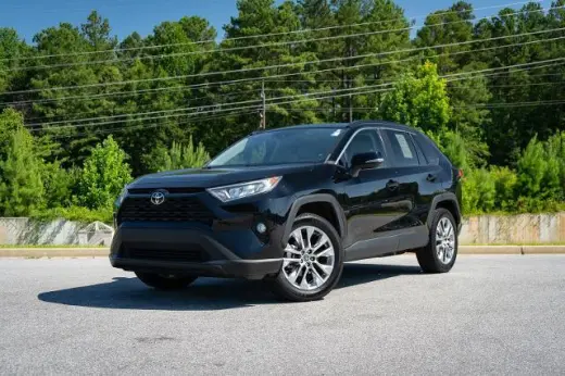 Toyota RAV4 2021 XLE Premium 4 puertas SUV