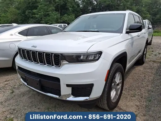 Jeep Grand Cherokee L 2023 4x4 Laredo 4 puertas SUV