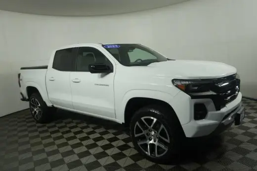 Chevrolet Colorado 2023 4x4 Z71 4 puertas Crew Cab 5 pies. SB