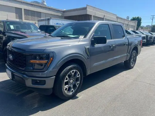 Ford F-150 2024 4x2 STX 4 puertas SuperCrew 5.5 pies SB
