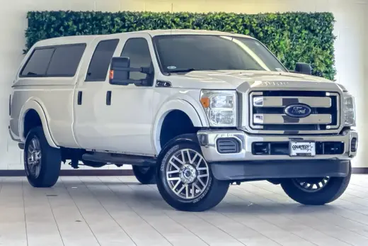 Ford F-350 Super Duty 2016 4x4 XLT Cabina Crew 4 puertas 8 pies LB SRW Pickup