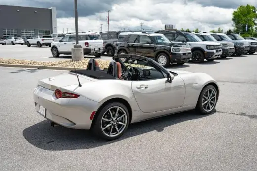 Mazda MX-5 Miata 2023 Grand Touring 2dr Convertible 6M
