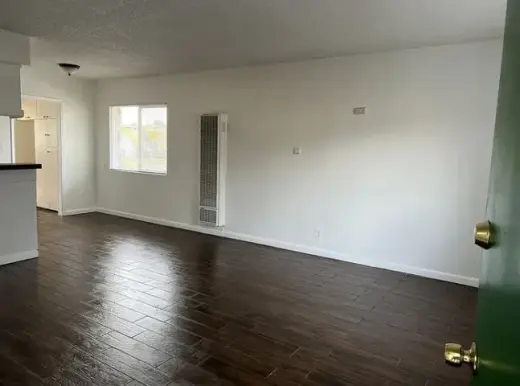 1 dormitorio y 1 baño