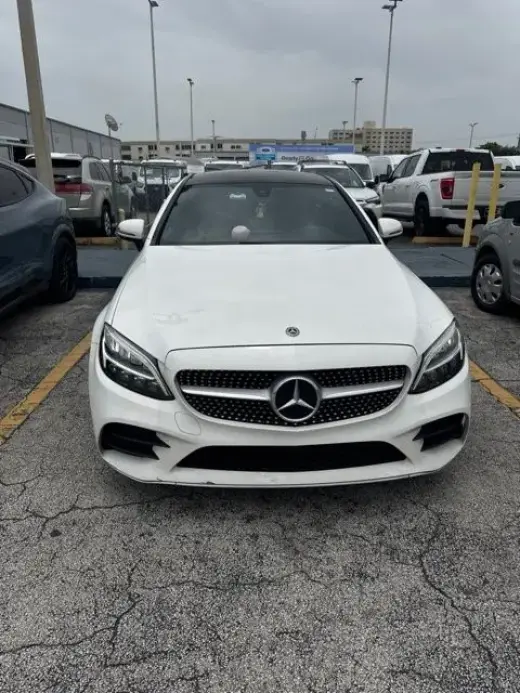 Mercedes-Benz Clase C 2019 C 300 2 puertas Cupé