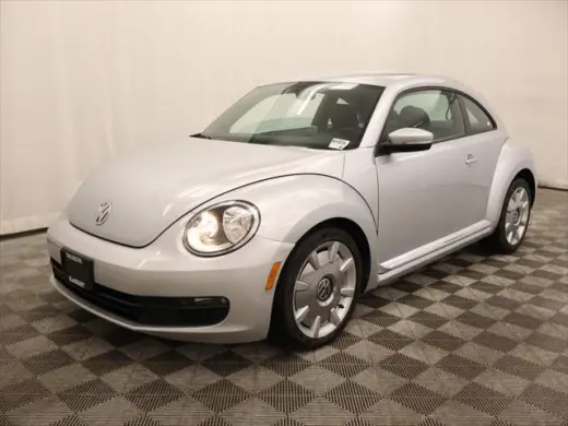Volkswagen Beetle 2012 2.5L PZEV Cupé 2 puertas 6 velocidades automáticas