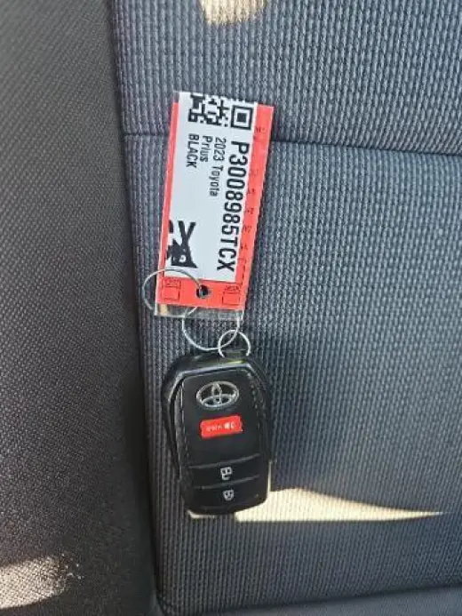 Toyota Prius 2023 LE 4 puertas Hatchback