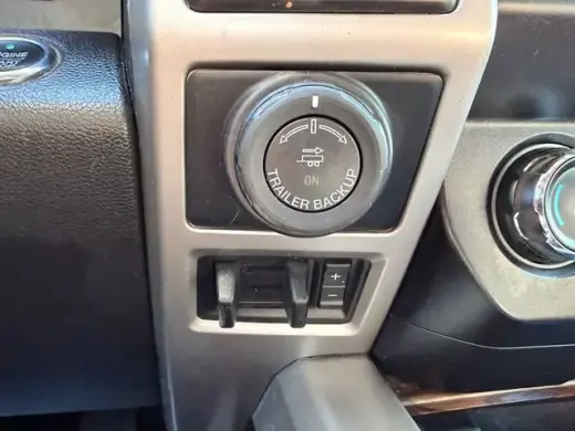Ford F-150 2019 4x4 Lariat 4 puertas SuperCrew 5.5 pies. Caja corta