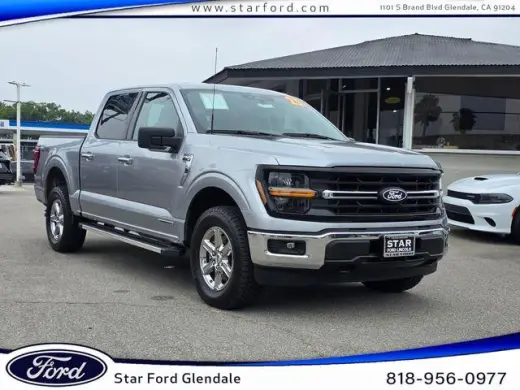 Ford F-150 2025 4x4 XLT 4 puertas SuperCrew 5.5 pies. SB
