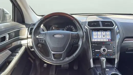 Ford Explorer 2018 AWD Platinum 4dr SUV