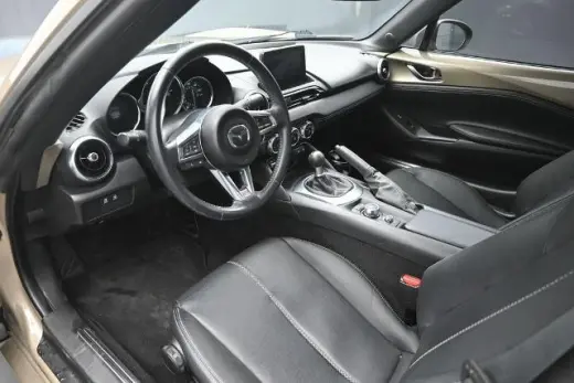 Mazda MX-5 Miata RF 2023 Grand Touring 2dr Convertible 6M
