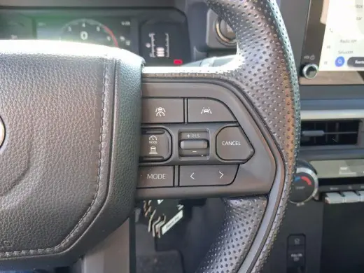 Toyota Tacoma 2024 4x4 SR 4dr Double Cab 5.0 ft SB 6M