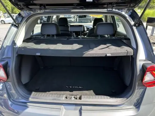 Hyundai VENUE 2023 Limited 4dr Crossover