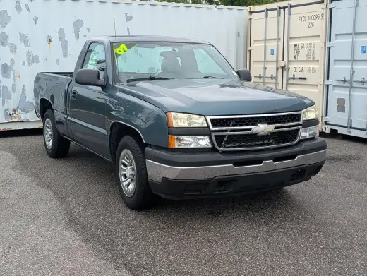 Chevrolet Silverado 1500 Classic 2007 Work Truck 2 puertas Cabina Regular 6.5 pies SB