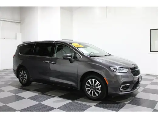 2022 Chrysler Pacifica