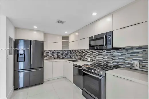 Propiedad en alquiler con 2 dormitorios y 2 baños en Sunny Isles Beach