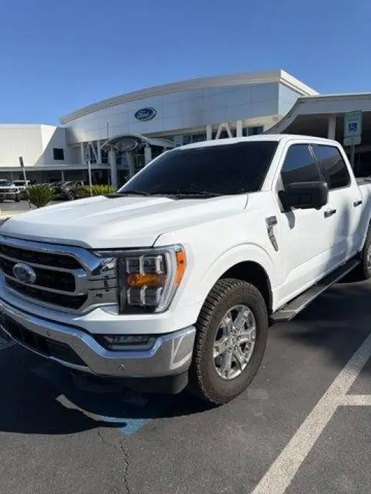 Ford F-150 2022 4x4 XL 4dr SuperCrew 5.5 ft. SB