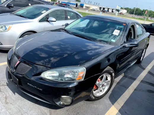 2004 PONTIAC GRAND PRIX