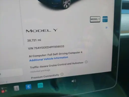 Tesla Model Y 2023 4dr Crossover