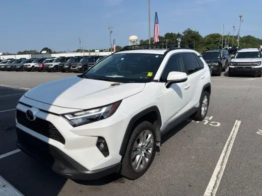 Toyota RAV4 2025 XLE Premium 4dr SUV