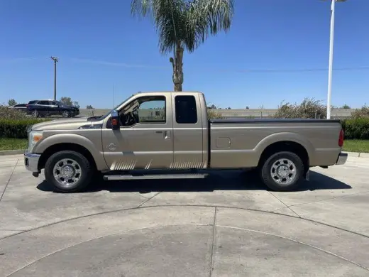 Ford F-250 Super Duty 2013 4x2 Lariat 4dr SuperCab 6.8 ft. SB Pickup