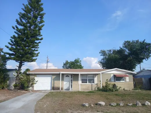 Propiedad en alquiler con 3 habitaciones y 1 baño en Holiday