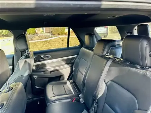 2017 EXPLORER XLT SUV