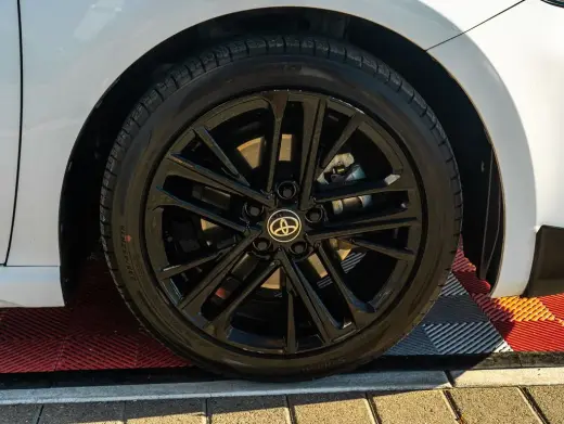 Toyota Camry 2025 SE 4dr Sedan
