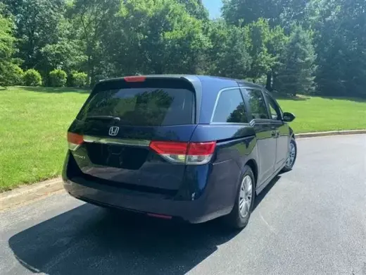 2015 Honda Odyssey LX Minivan