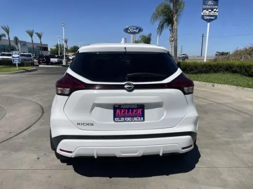 Nissan Kicks 2023 S 4dr Crossover