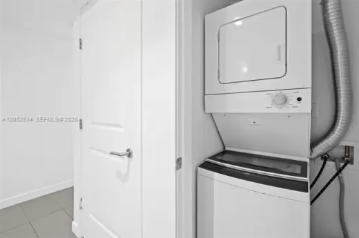 Propiedad en alquiler con 2 habitaciones y 2 baños en Miami