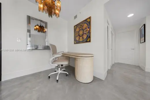 Propiedad en alquiler con 1 dormitorio y 1.5 baños en Miami Beach