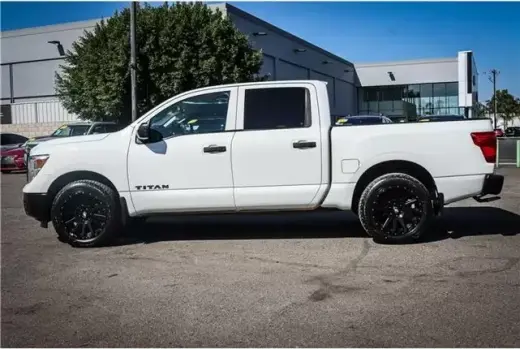 2018 Nissan Titan 714-757-1134