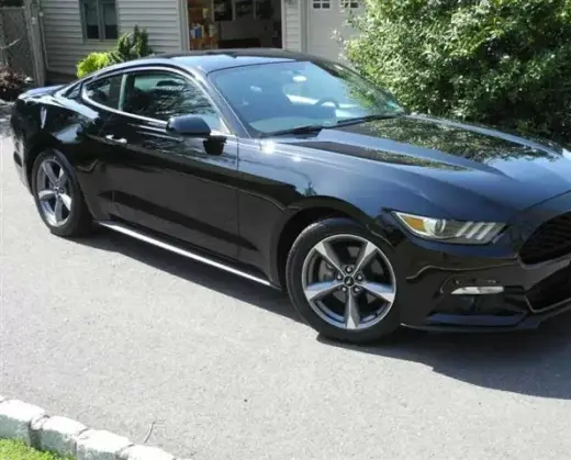 2015 Ford Mustang V6 Coupe