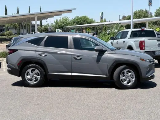 Hyundai TUCSON 2024 SE 4dr SUV