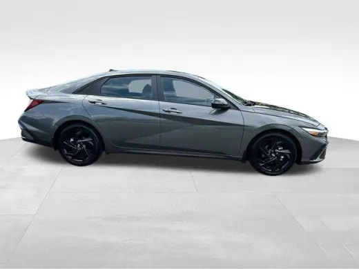 Hyundai ELANTRA 2026 SEL Sport 4dr Sedan