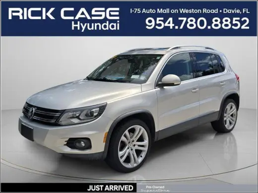 Volkswagen Tiguan 2012 AWD SEL 4Motion 4dr SUV w/ Premium Navigation and Dynaudio (ends 11/09)