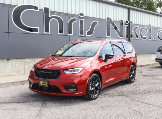 2025 Chrysler Pacifica