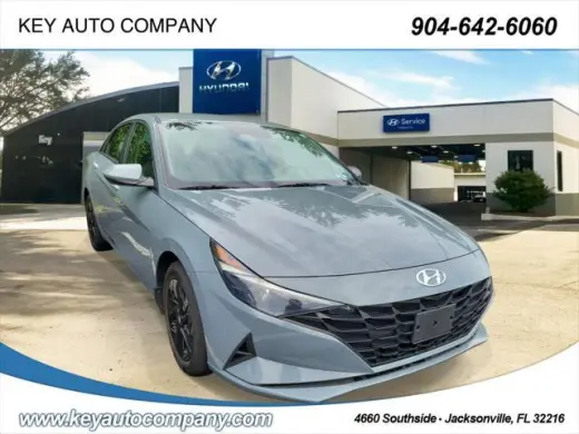 Hyundai ELANTRA 2023 SEL 4p Sedan
