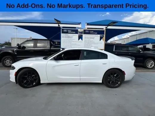 Dodge Charger 2023 SXT 4dr Sedan