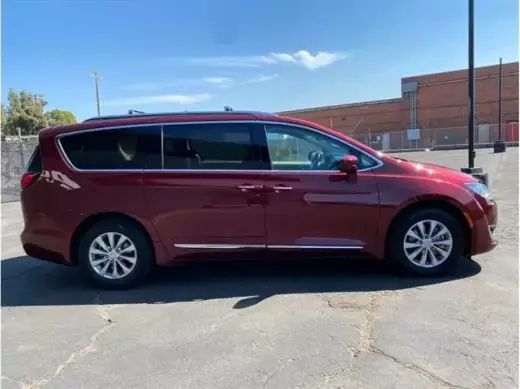 2018 Chrysler Pacifica Touring